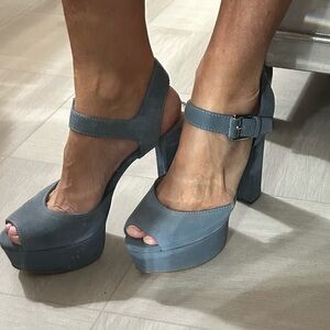 Michael Kors light Blue Suede Women's Platform heels 9 1/2